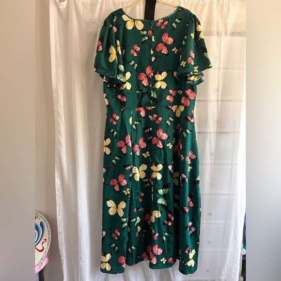 Uniquely vintage butterfly dress - Picture 5 of 9